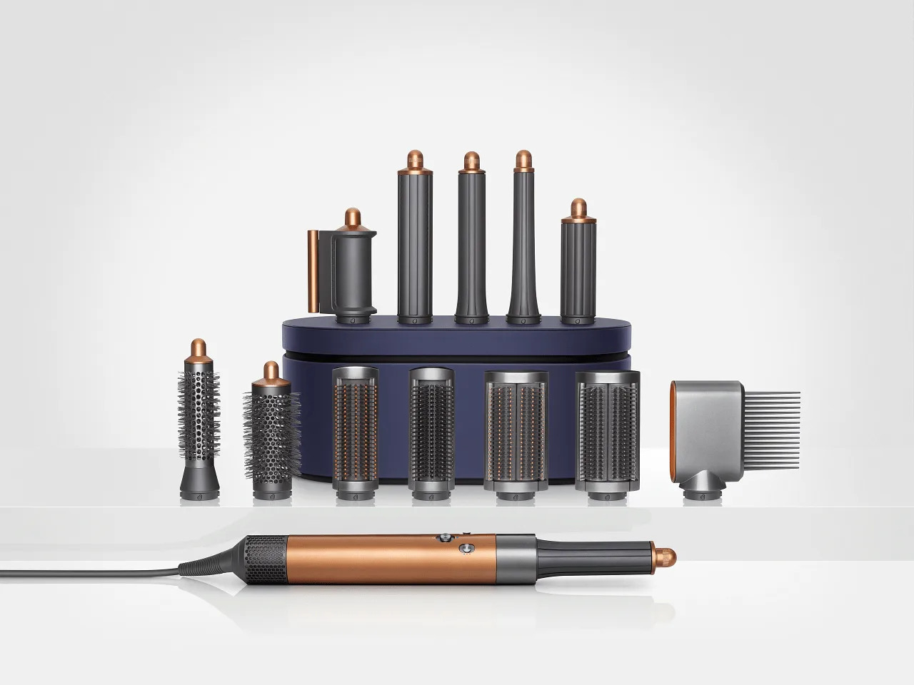 Какие стайлеры от Dyson бывают